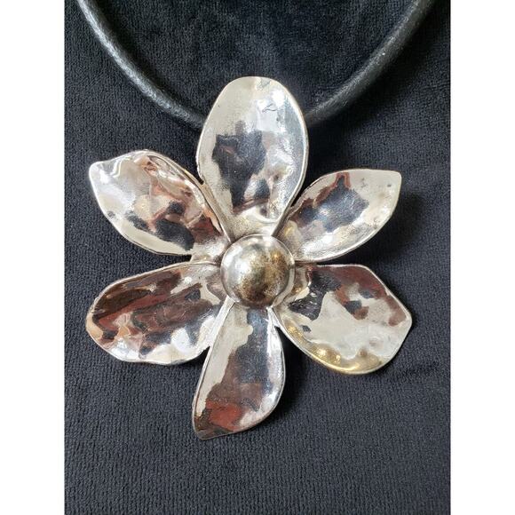 Women's Silver Flower Pendant Necklace Black Cord Lobster Clasp Statement - Picture 3 of 5